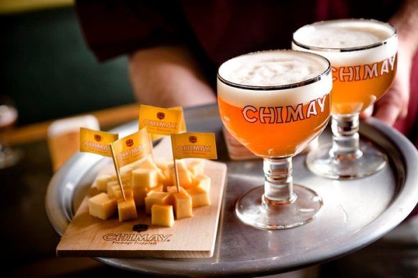 Cata y maridaje de cerveza Chimay con queso